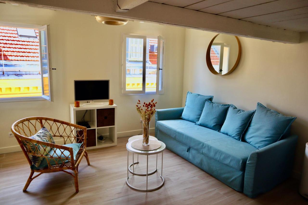 Lovely Split Appartment In The Heart Of The Old-Town Nisa Exterior foto